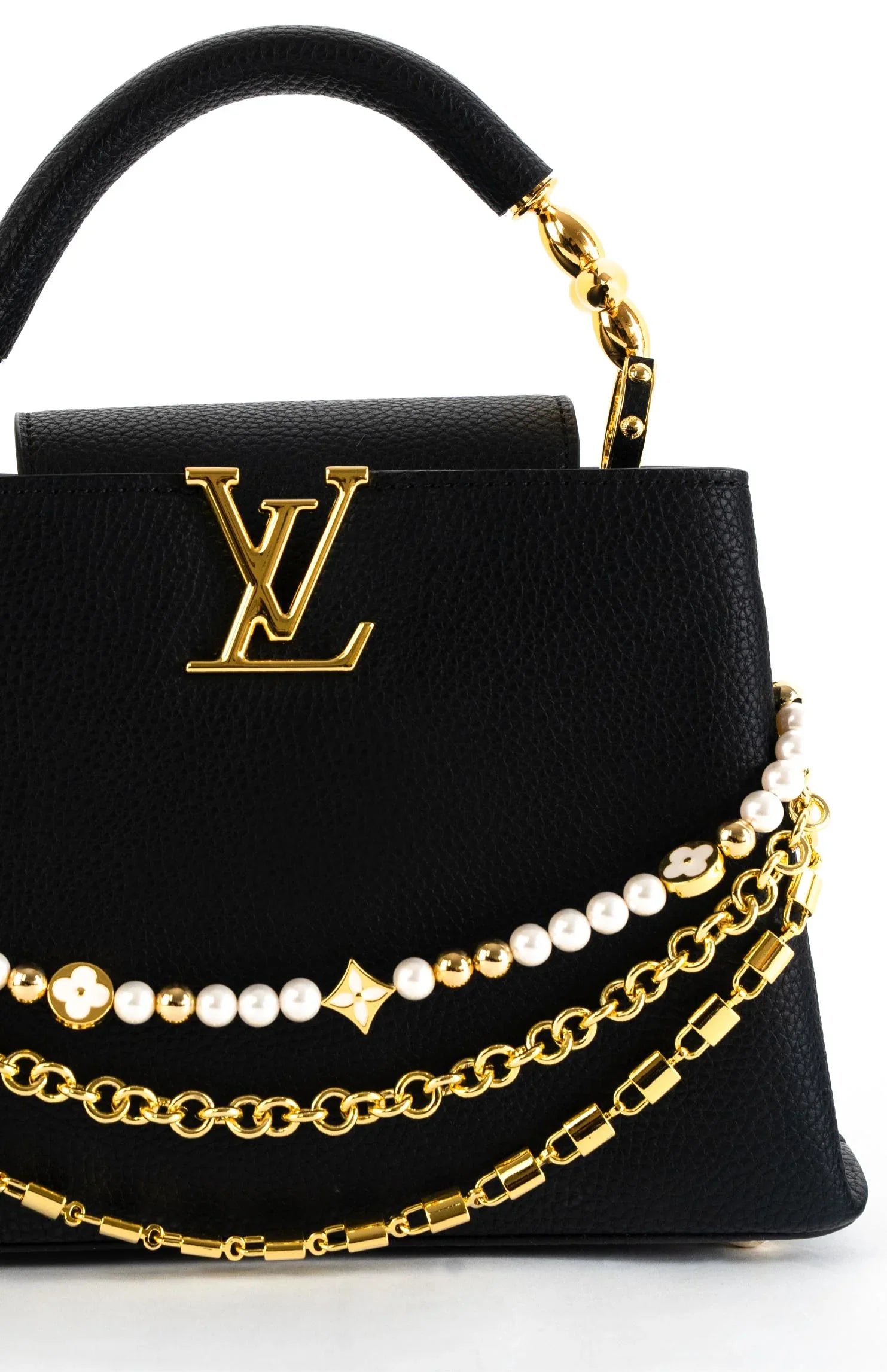 Louis Vuitton - Black