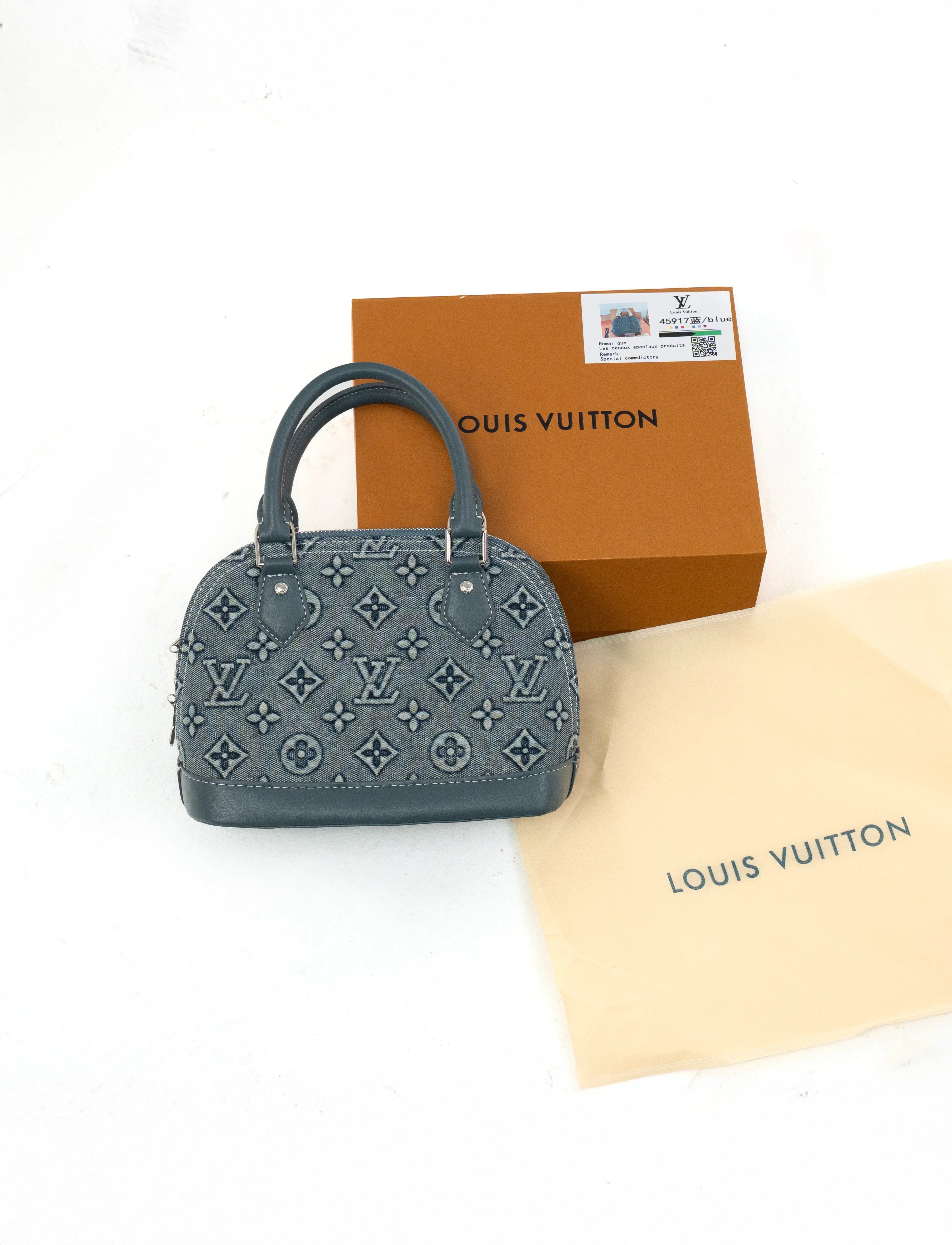 Louis Vuitton - Blue