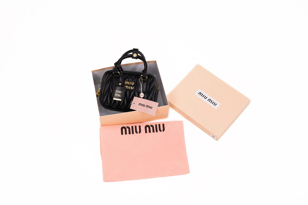 Miu Miu - Black