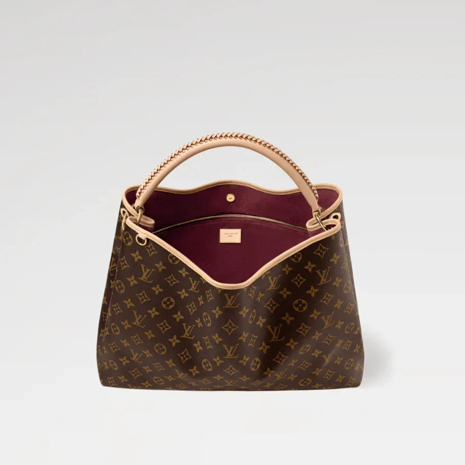 Louis Vuitton - Brown